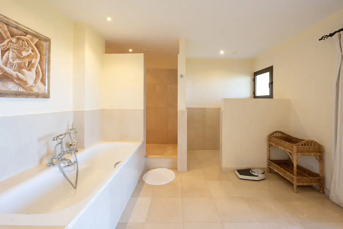 Baño de Casa o chalet en venta en Marbella con Piscina