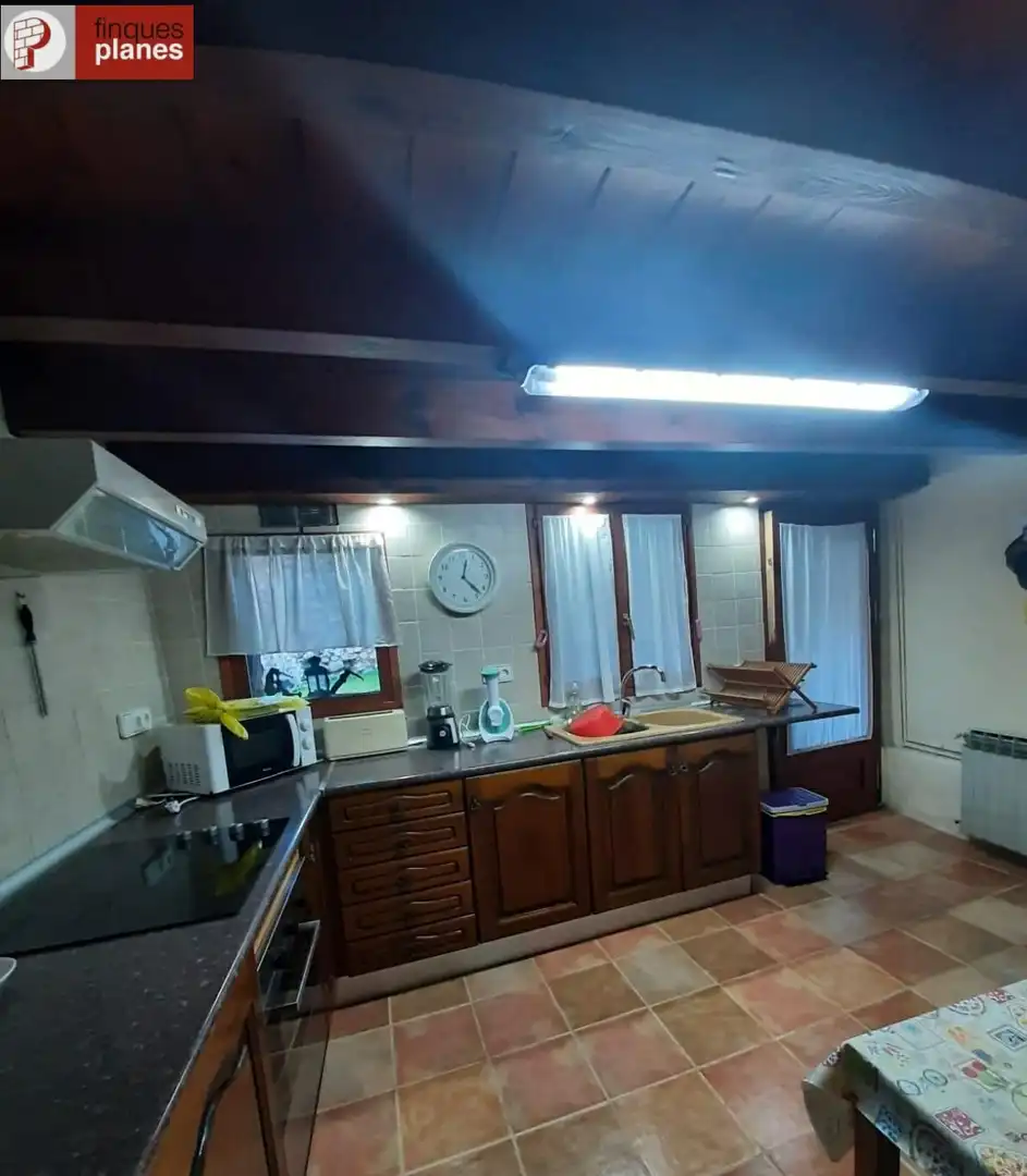 Cocina de Casa o chalet en venta en Cabó con Calefacción y Jardín privado