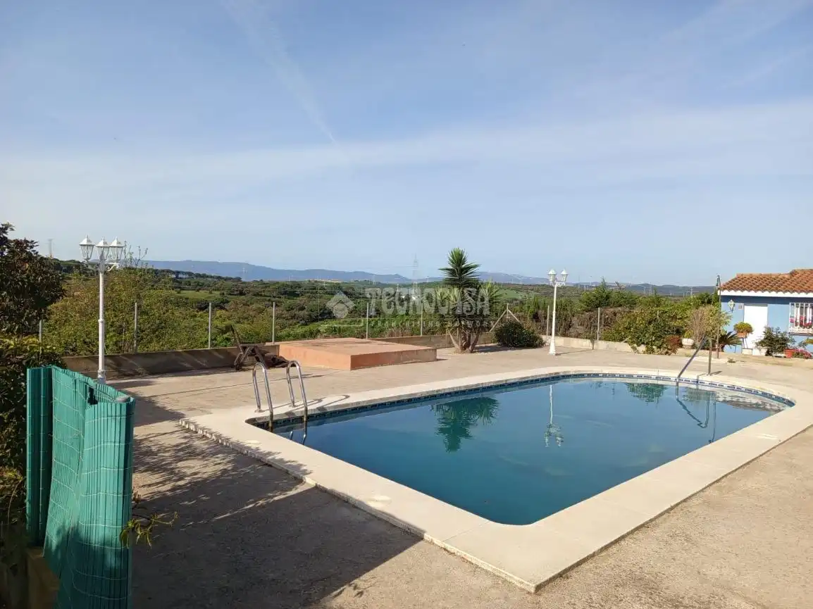 Schwimmbecken von Grundstücke zum Verkauf in San Roque