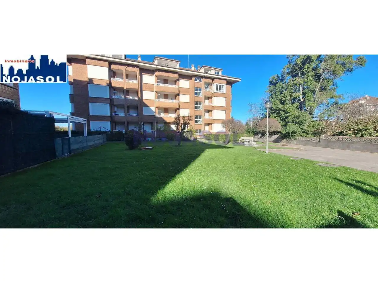 Vista exterior de Apartamento de alquiler en Noja con Calefacción, Parquet y Terraza