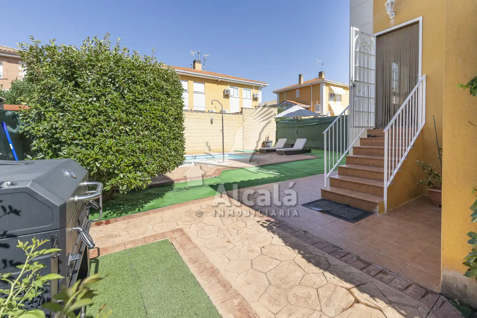 Casa aparellada amb piscina en venda a Torrejón del Rey, imagen 67