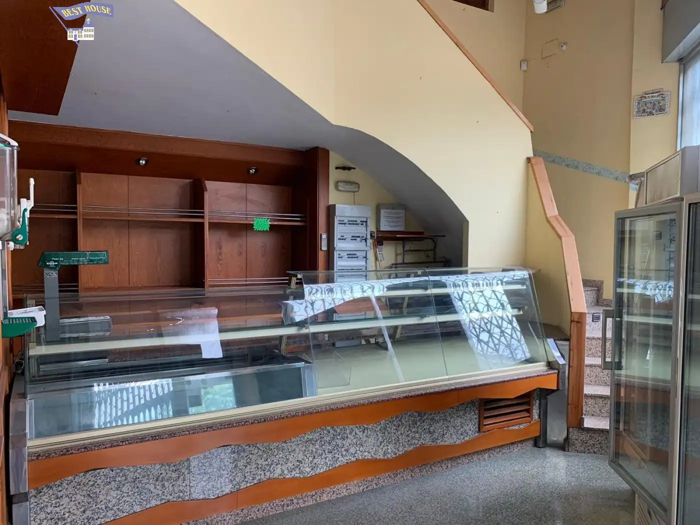 Local en venta en Casc Antic