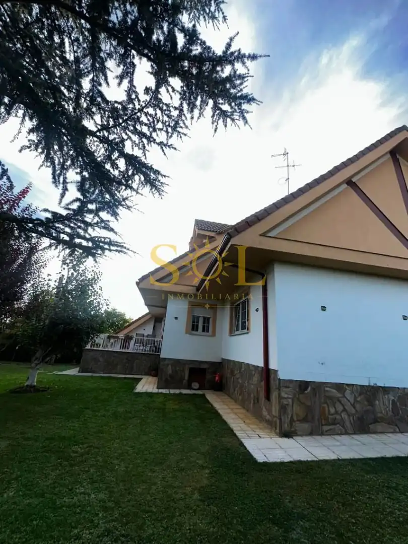 Casa pareada con terraza en venta en Calle Federico Castañón, imagen 8