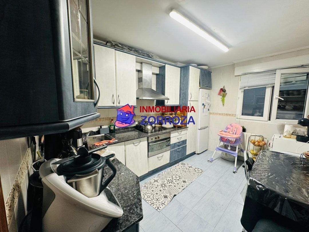 Cuina de Pis en venda en Bilbao  amb Calefacció