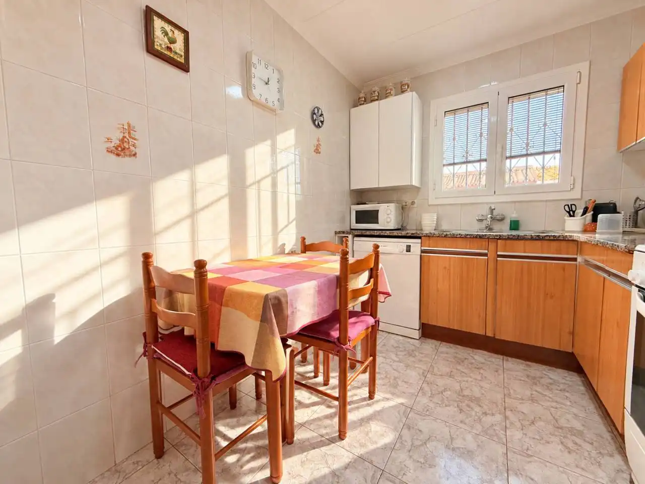 Kitchen of Houses for sale in Tordera pueblo