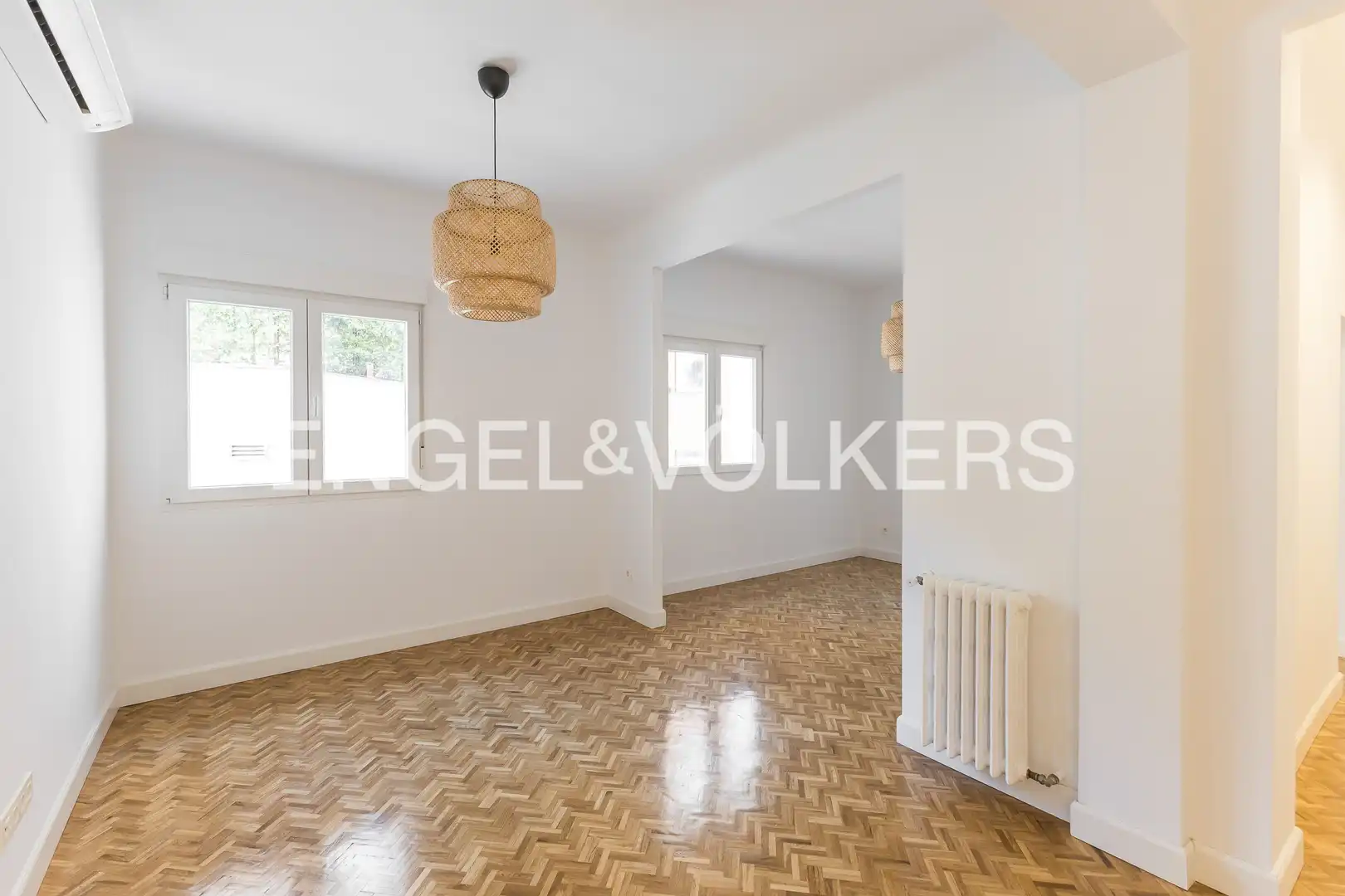 Menjador de Pis de lloguer en  Madrid Capital amb Aire condicionat, Calefacció i Traster