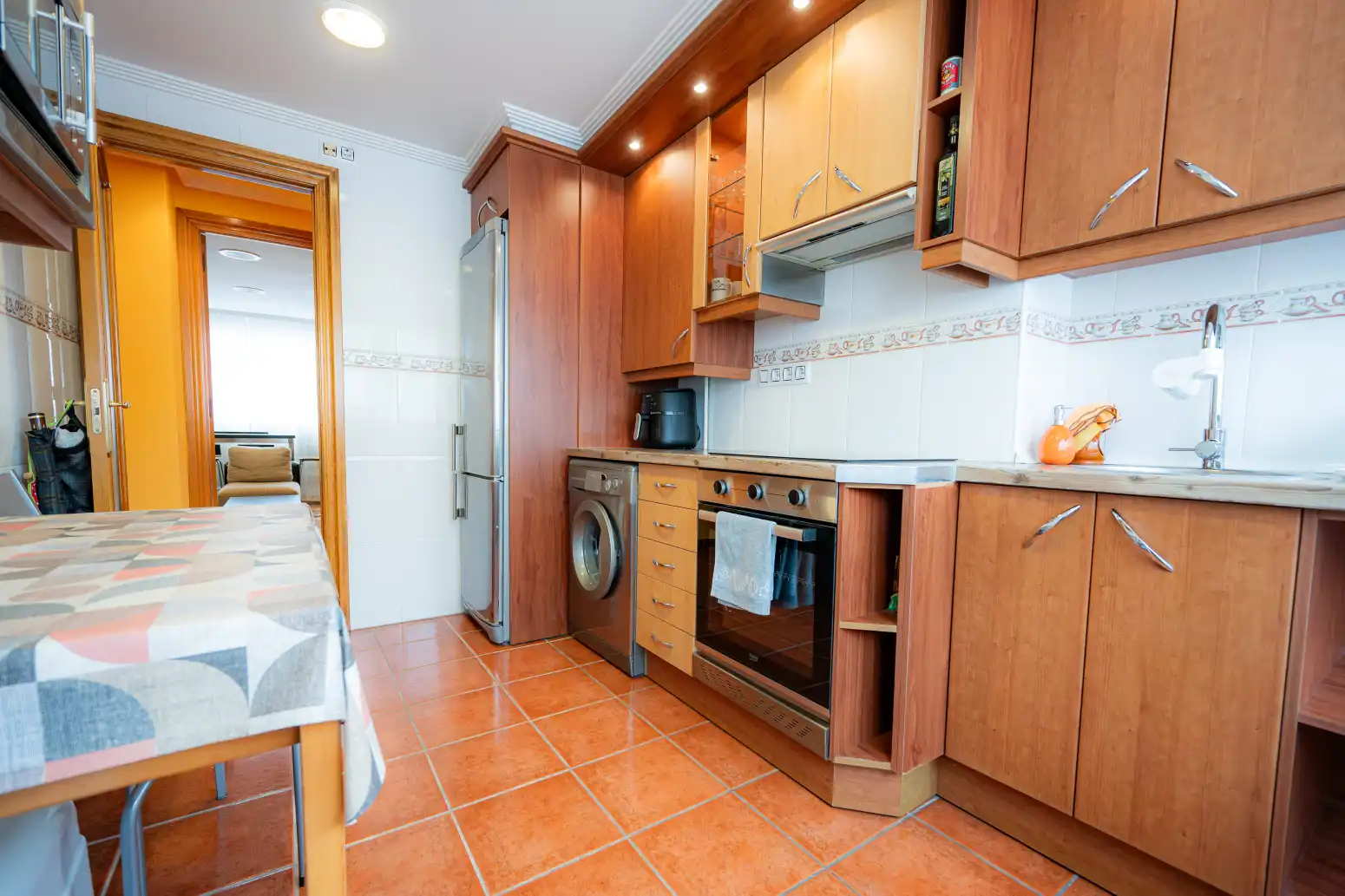 Cocina de Piso en venta en Gijón  con Calefacción, Jardín privado y Amueblado