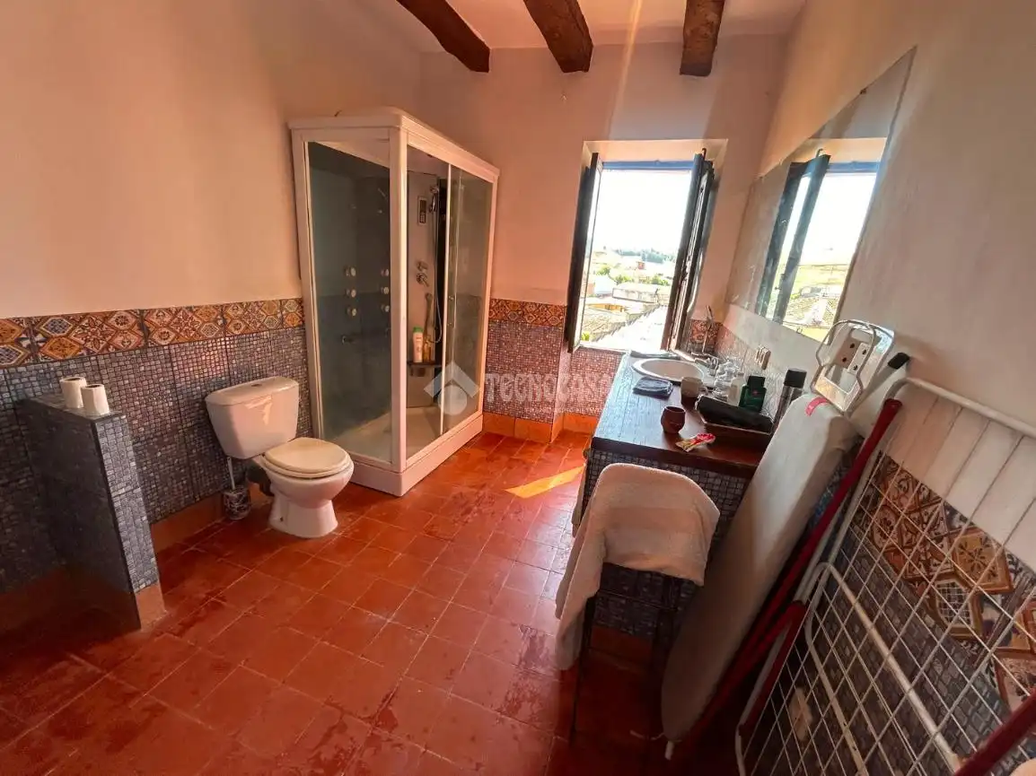 Baño de Finca rústica en venta en Alba de Cerrato con Balcón