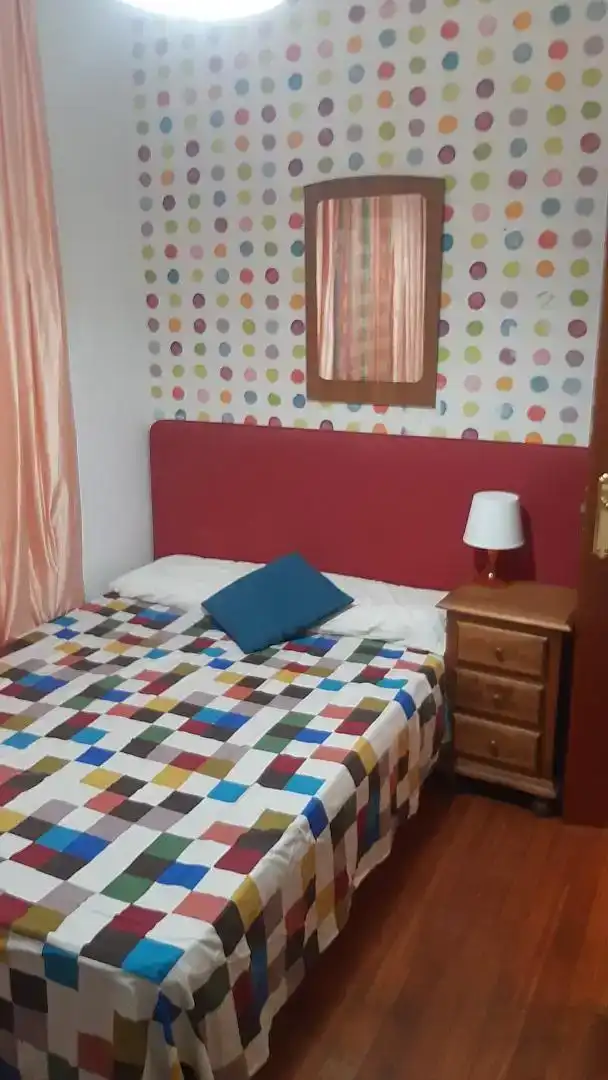 Schlafzimmer von Wohnung zum Verkauf in Barakaldo 