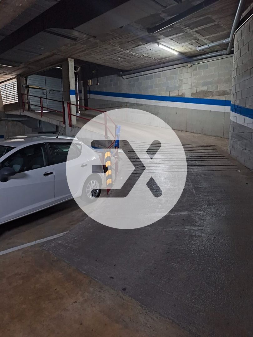 Aparcament de Garatge en venda en Castelldefels