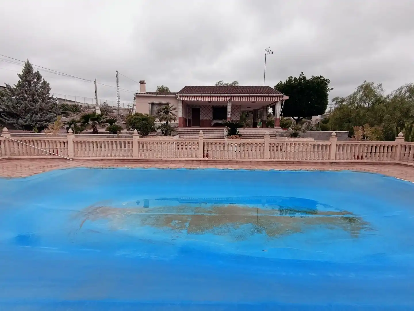 Piscina de Casa o xalet en venda en Elche / Elx amb Jardí privat, Terrassa i Traster