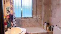 Bathroom of Flat for sale in El Viso del Alcor