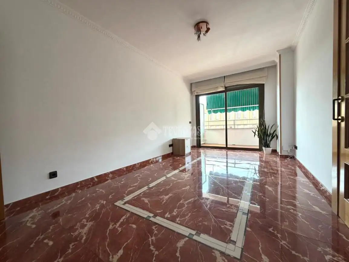 Sala d'estar de Pis en venda en Badalona amb Aire condicionat, Calefacció i Balcó