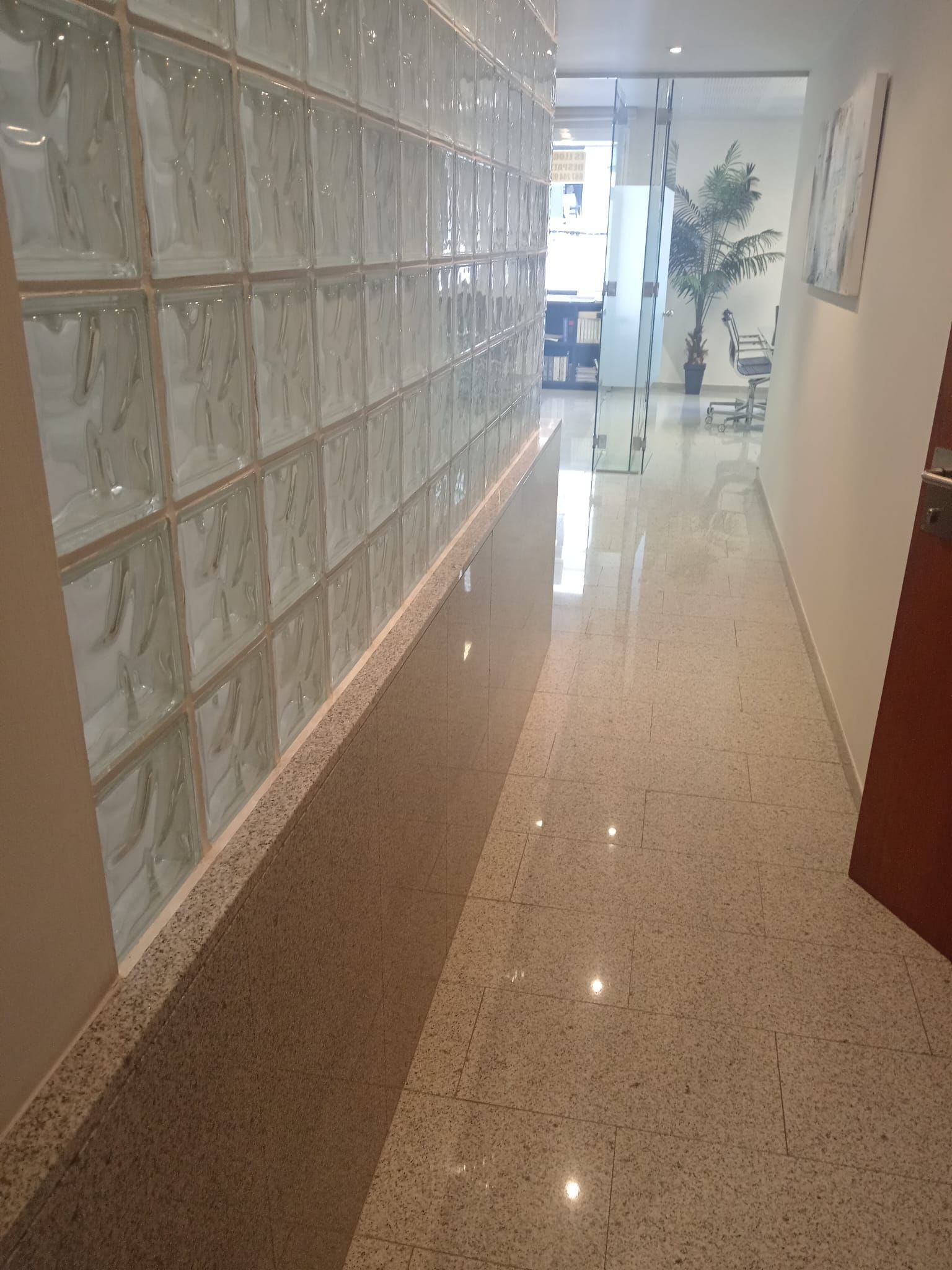 Oficina de alquiler en Eixample Nord