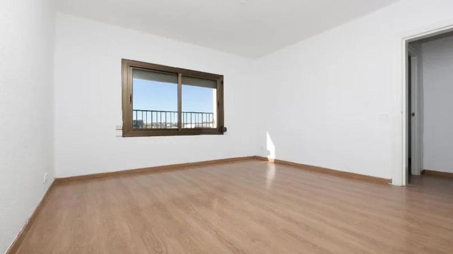 Bedroom of Flat for sale in Sabadell