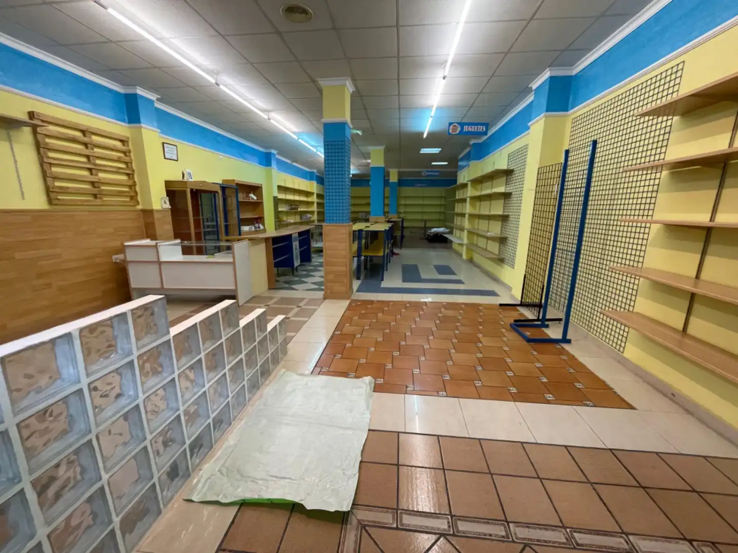 Local comercial en venda a El Pilar, imagen 2