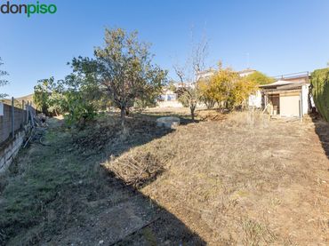 Terreny residencial en venda a Paseo Paseo de la Cueva, 8 8