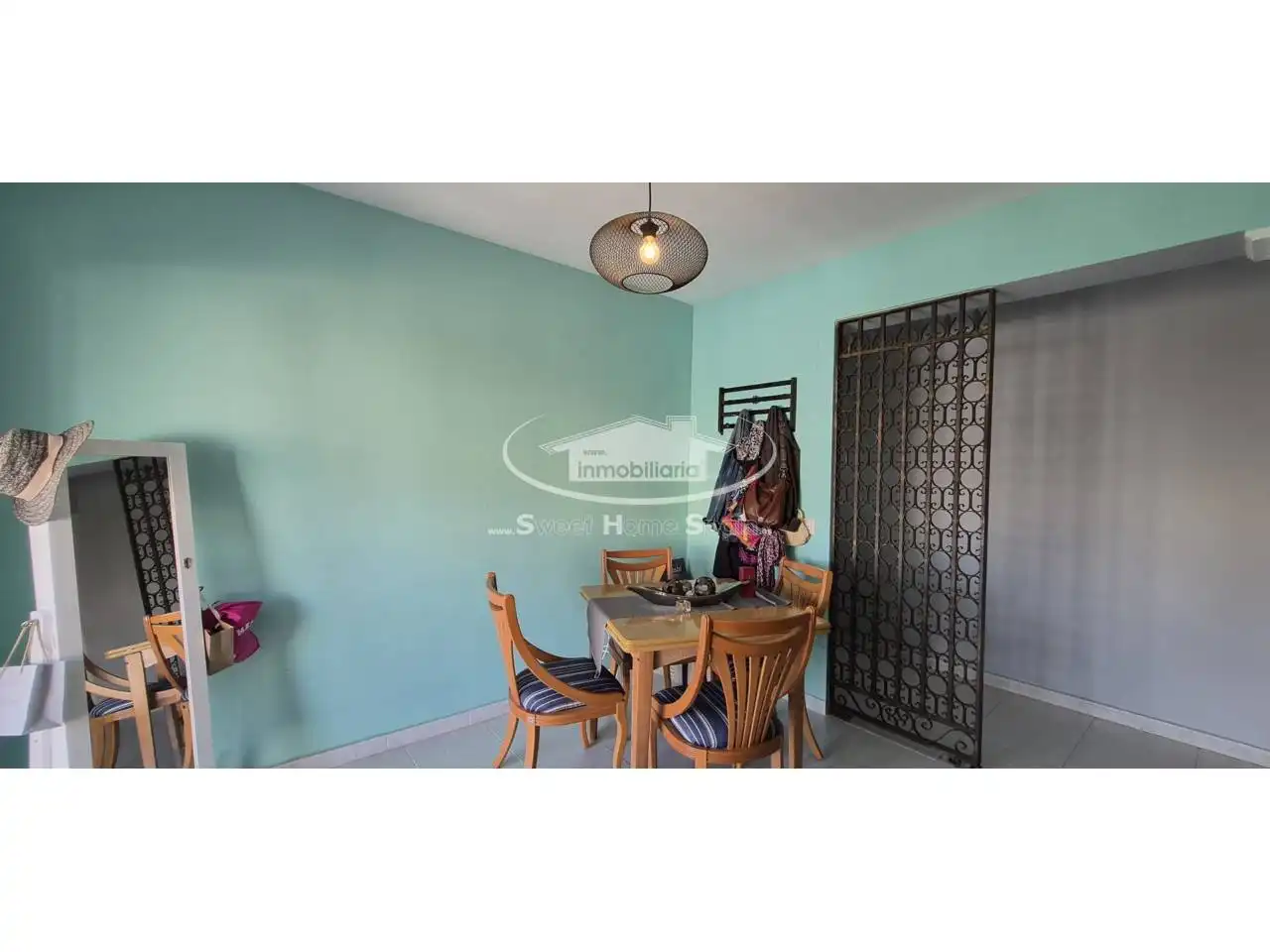 Dining room of Flat for sale in Sanlúcar de Barrameda  with Air Conditioner, Terrace and Furnished