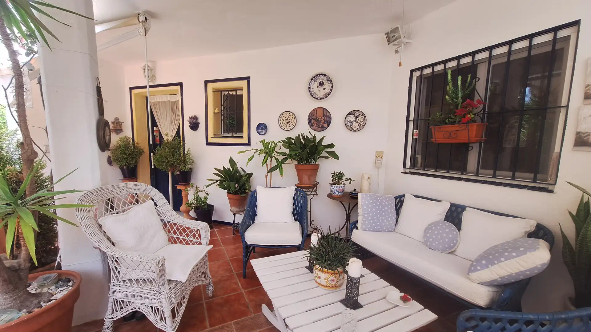 Terrace of Detached homes for sale in Estepona  with Air Conditioner, Terrace and Swimming Pool