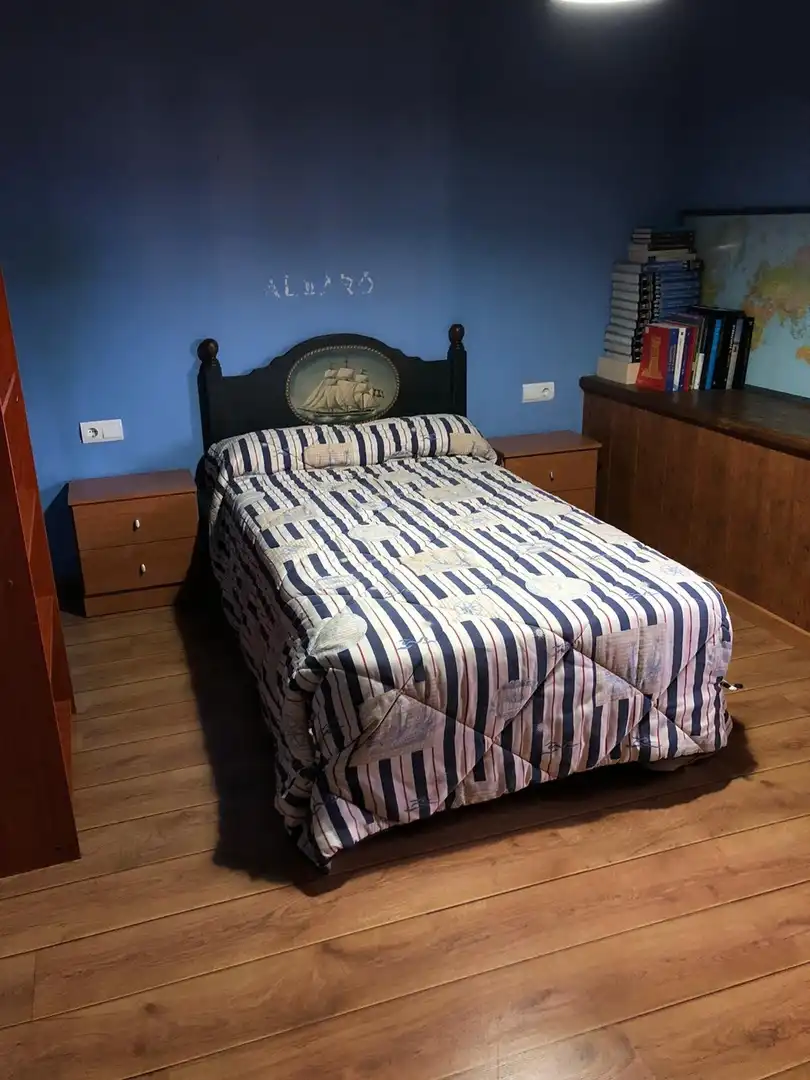 Bedroom of Houses for sale in Cubillos del Sil  with Terrace and Furnished