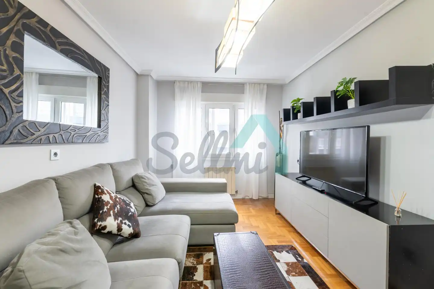 Flat for rent in Pablo Iglesias, Barrio del Centro
