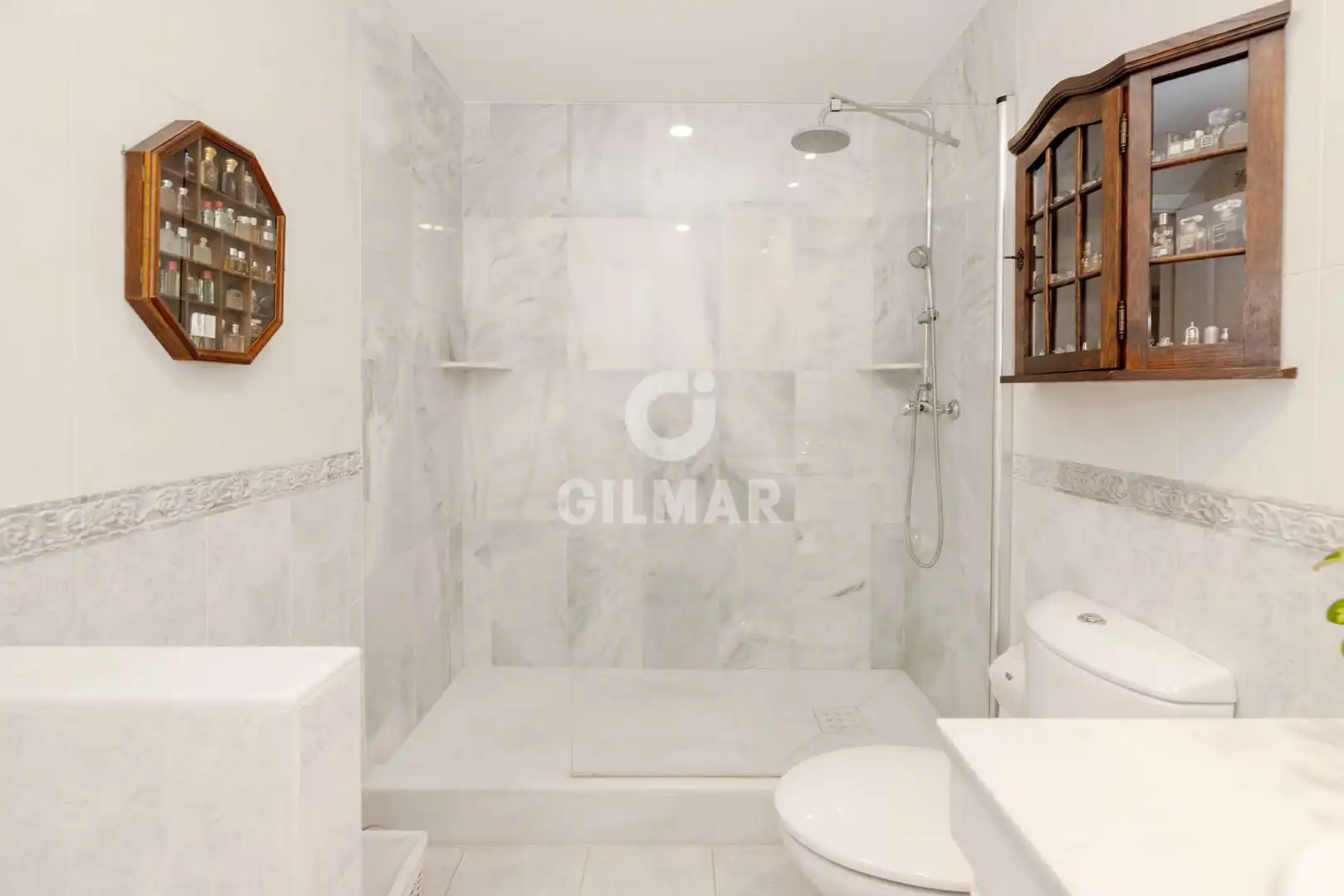 Bathroom of Duplexes for sale in Estepona  with Heating, Private garden and Storage room