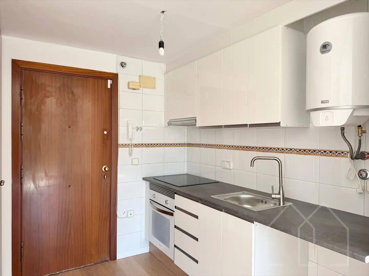 Cuina de Pis en venda en Girona amb Aire condicionat, Calefacció i Terrassa