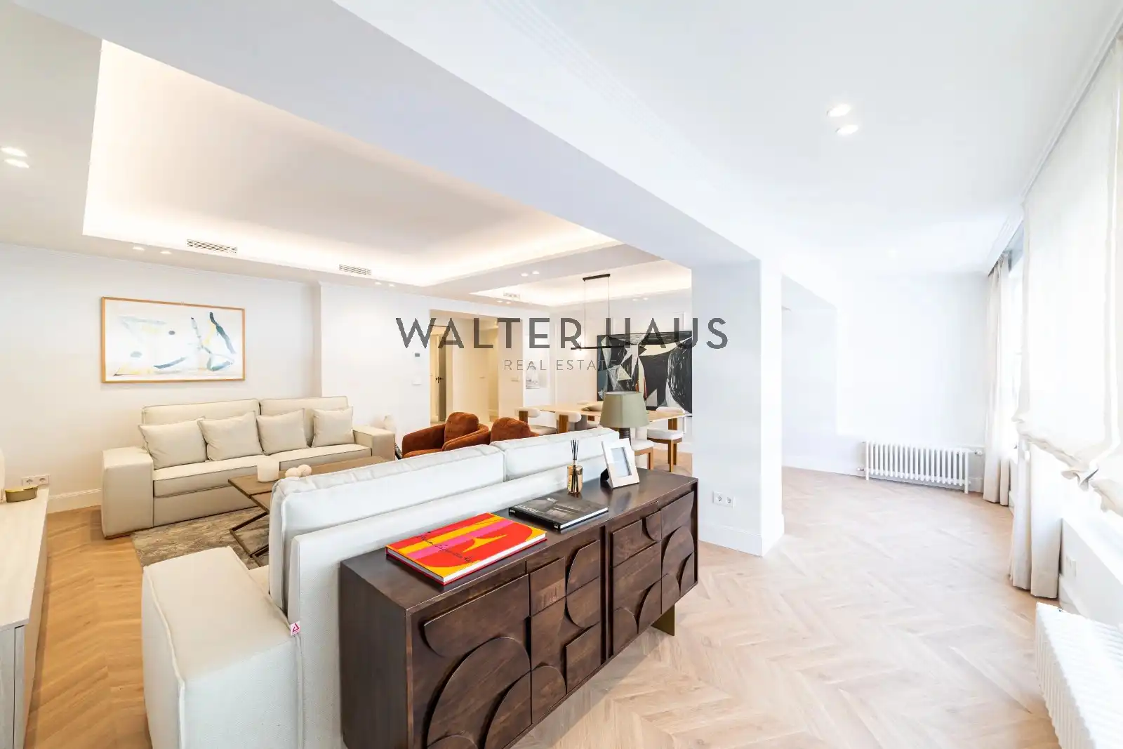 Flat with terrace for sale in Calle de Castelló, imagen 3