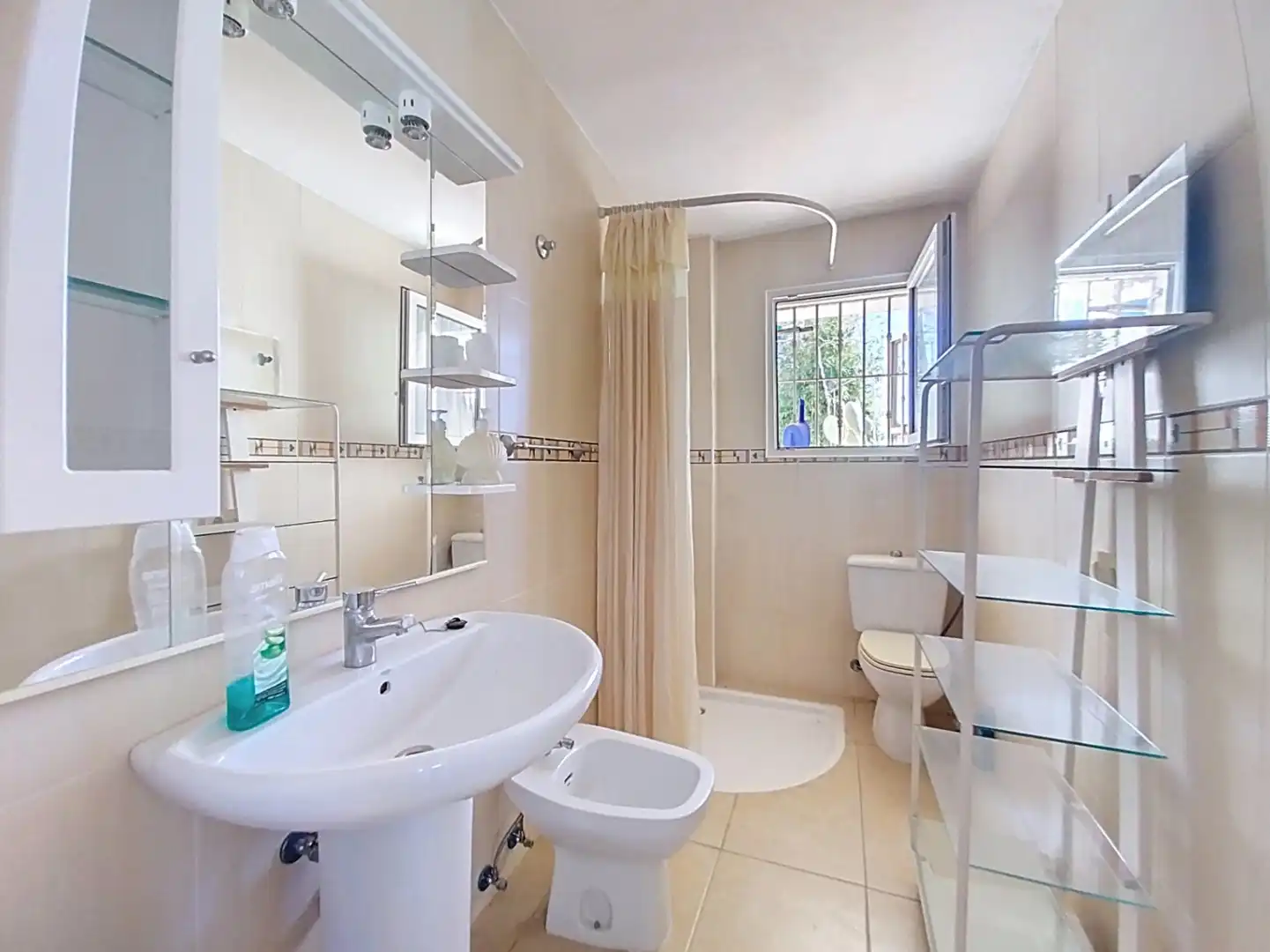 Baño de Casa o chalet en venta en La Nucia con Aire acondicionado, Jardín privado y Terraza