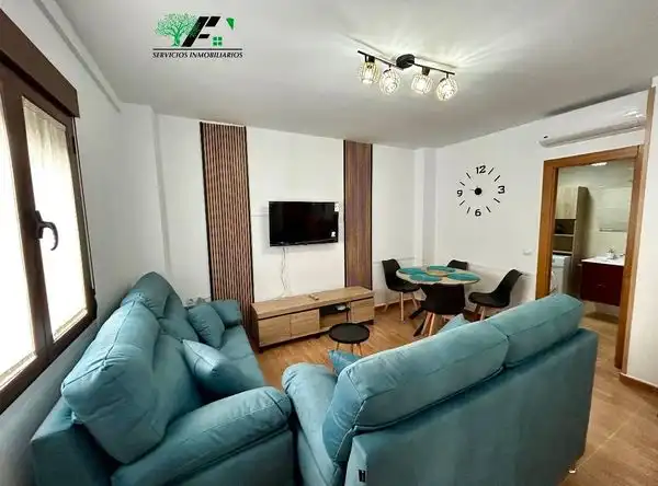 Appartamento con terrazza in affitto a Calle el Trapero