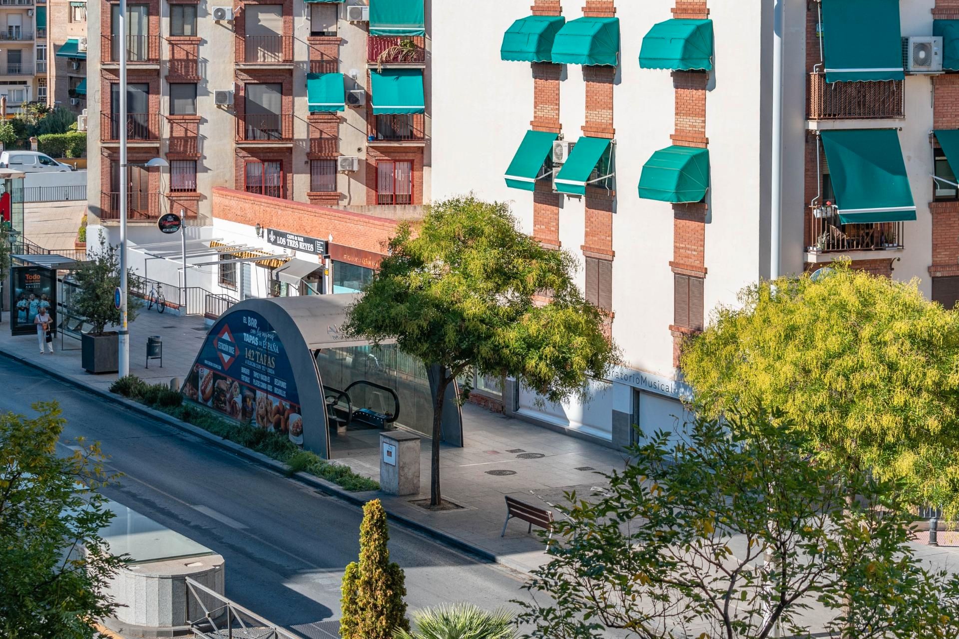 Exterior view of Flat for sale in  Granada Capital  with Air Conditioner, Heating and Furnished