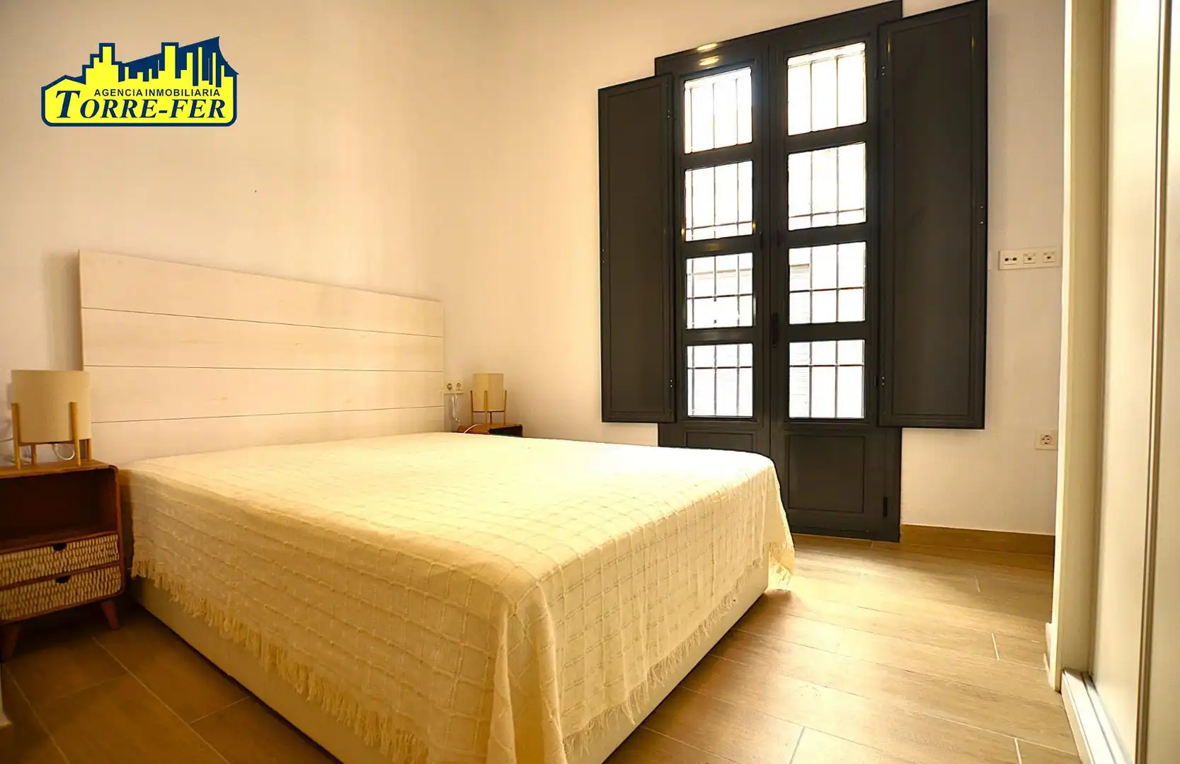 Bedroom of Apartments for rent in Almería  with Air Conditioner and Furnished