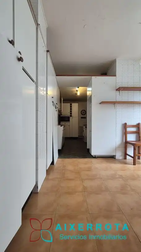Cocina de Piso en venta en Getxo  con Calefacción, Terraza y Trastero
