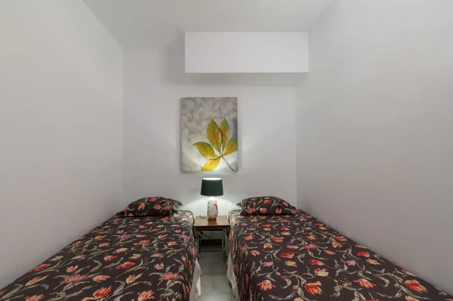 Habitación de Casa adosada en venta en Estepona con Aire acondicionado, Calefacción y Terraza