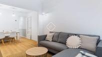 Living room of Flat for sale in  Barcelona Capital  with Air Conditioner, Heating and Parquet flooring