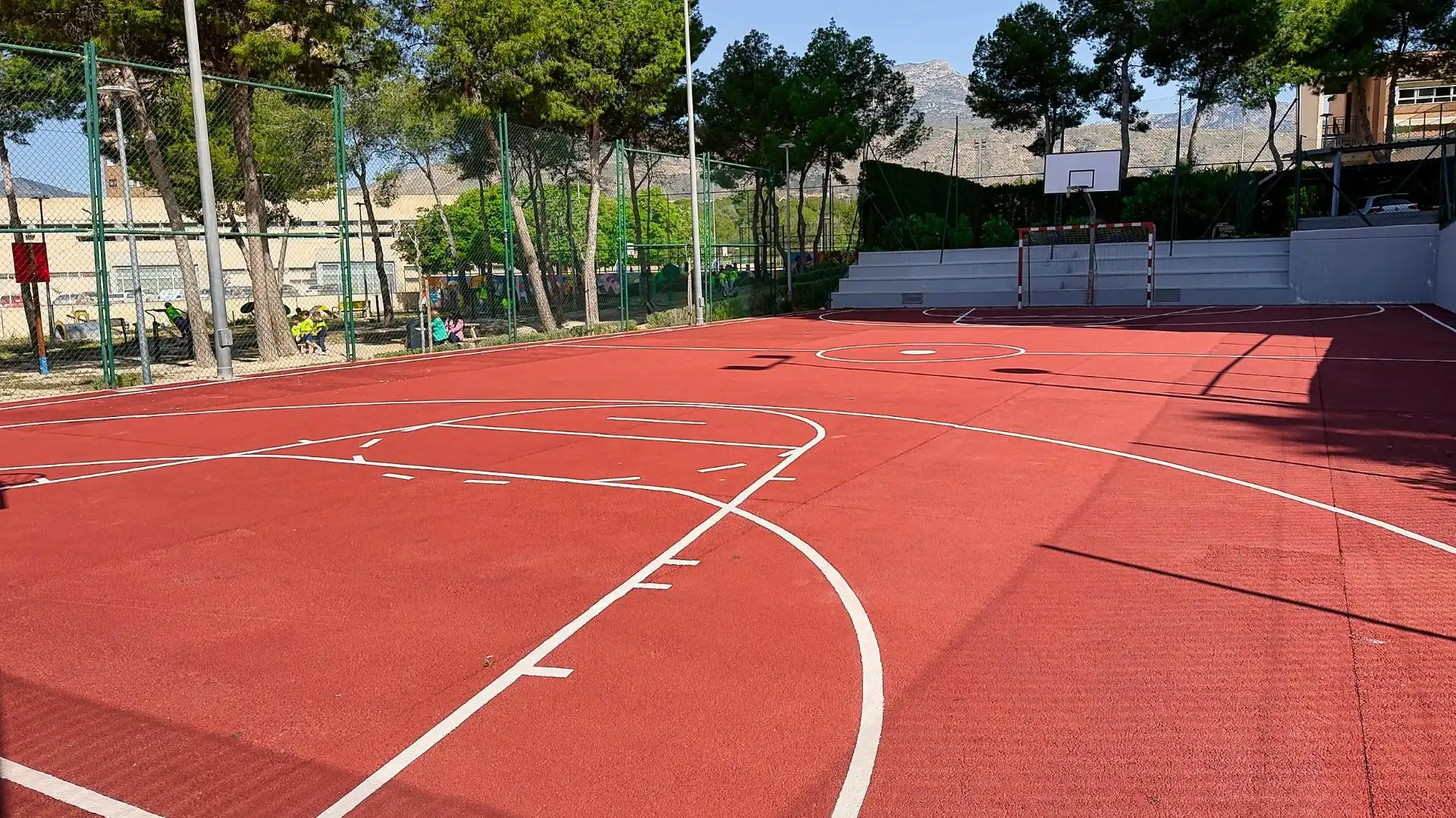 Aparcament de Pis en venda en Benidorm amb Aire condicionat, Jardí privat i Terrassa