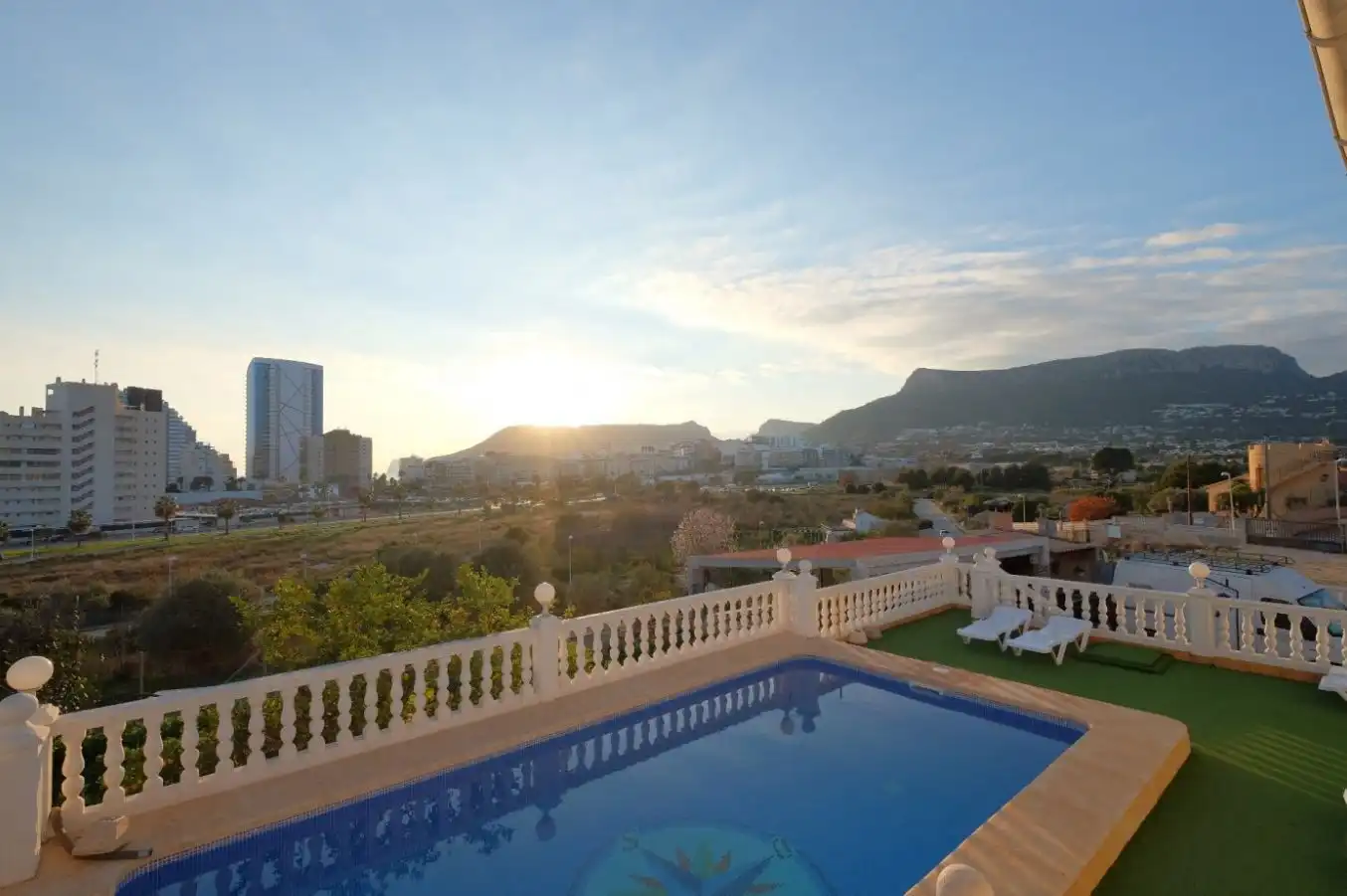 Chalet con terraza en venta en Marisol Park - Ortembach - Los Almendros, imagen 38