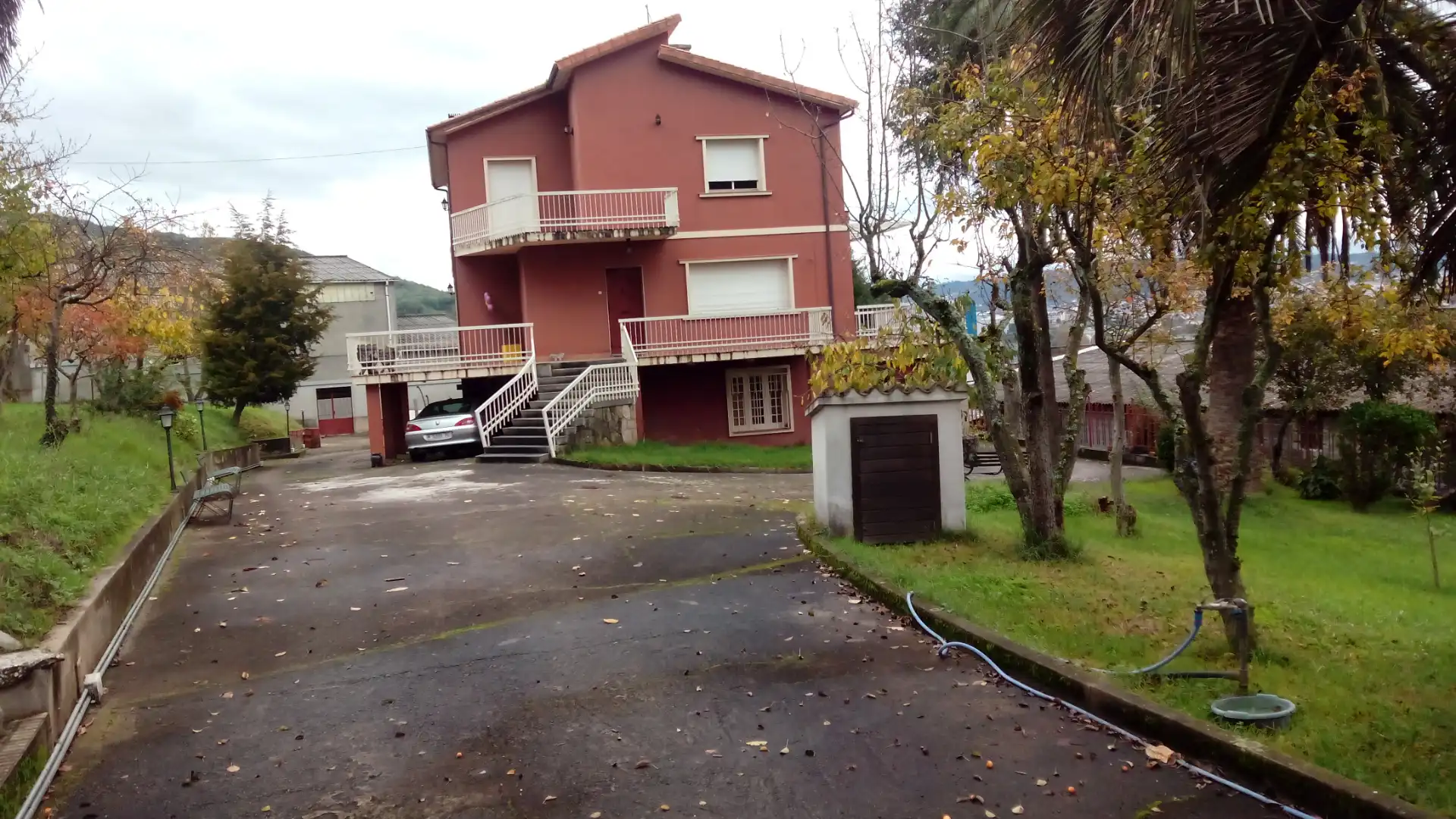 Vista exterior de Casa o chalet de alquiler con opción a compra en Ourense Capital  con Se aceptan mascotas