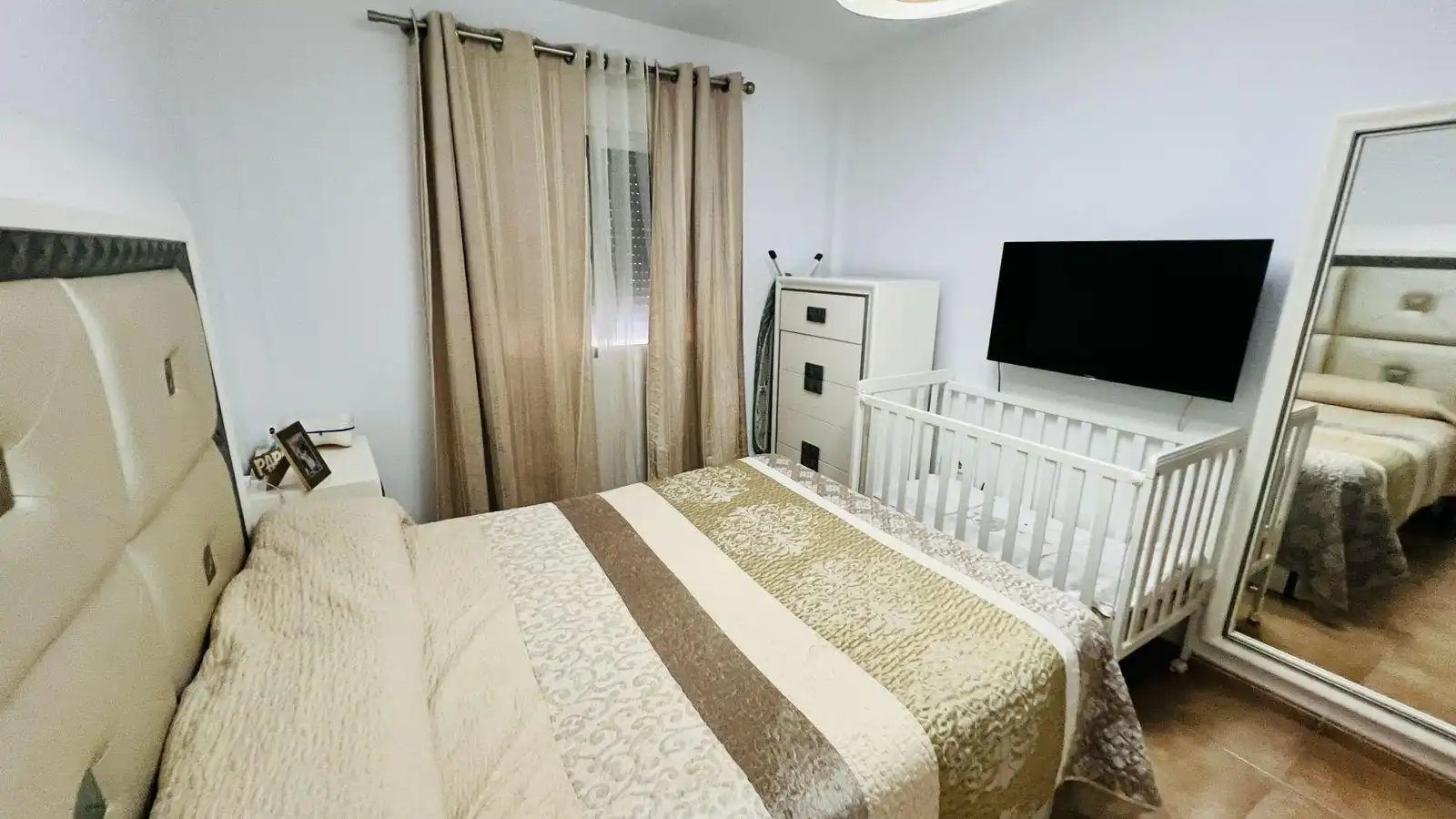 Habitación de Planta baja en venta en Águilas con Terraza y Piscina comunitaria