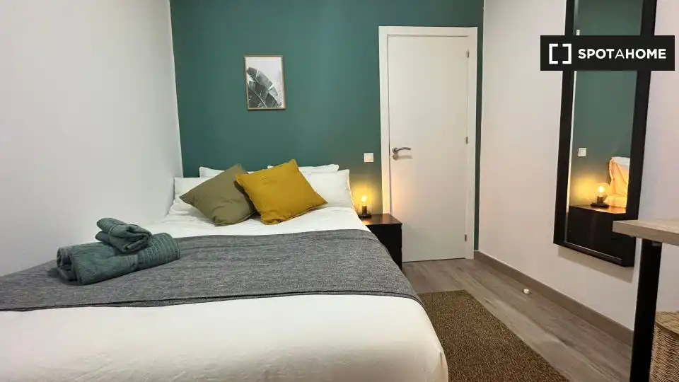 Habitació a Embajadores - Lavapiés