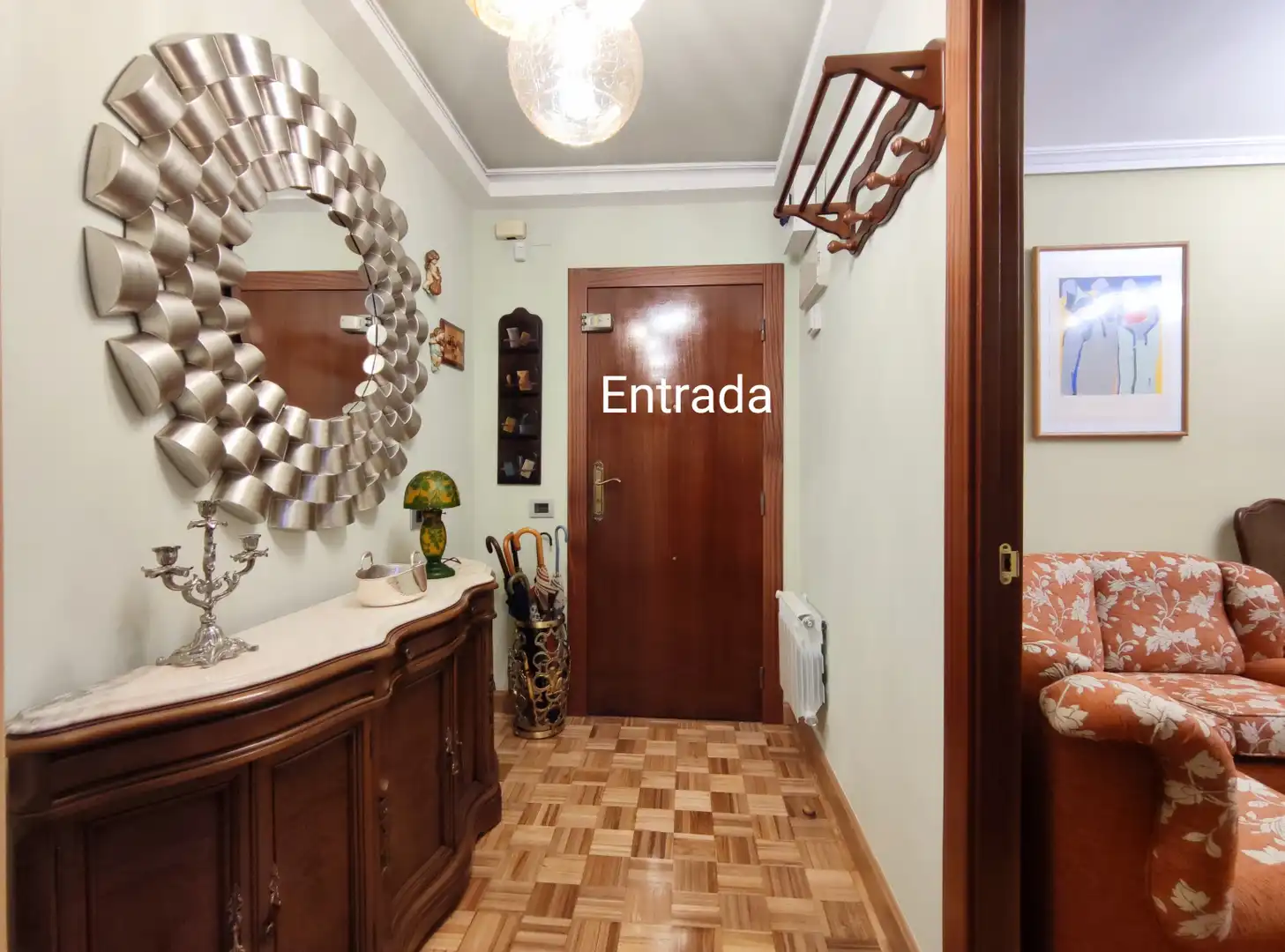 Pis en venda en Oviedo  amb Calefacció, Parquet i Traster