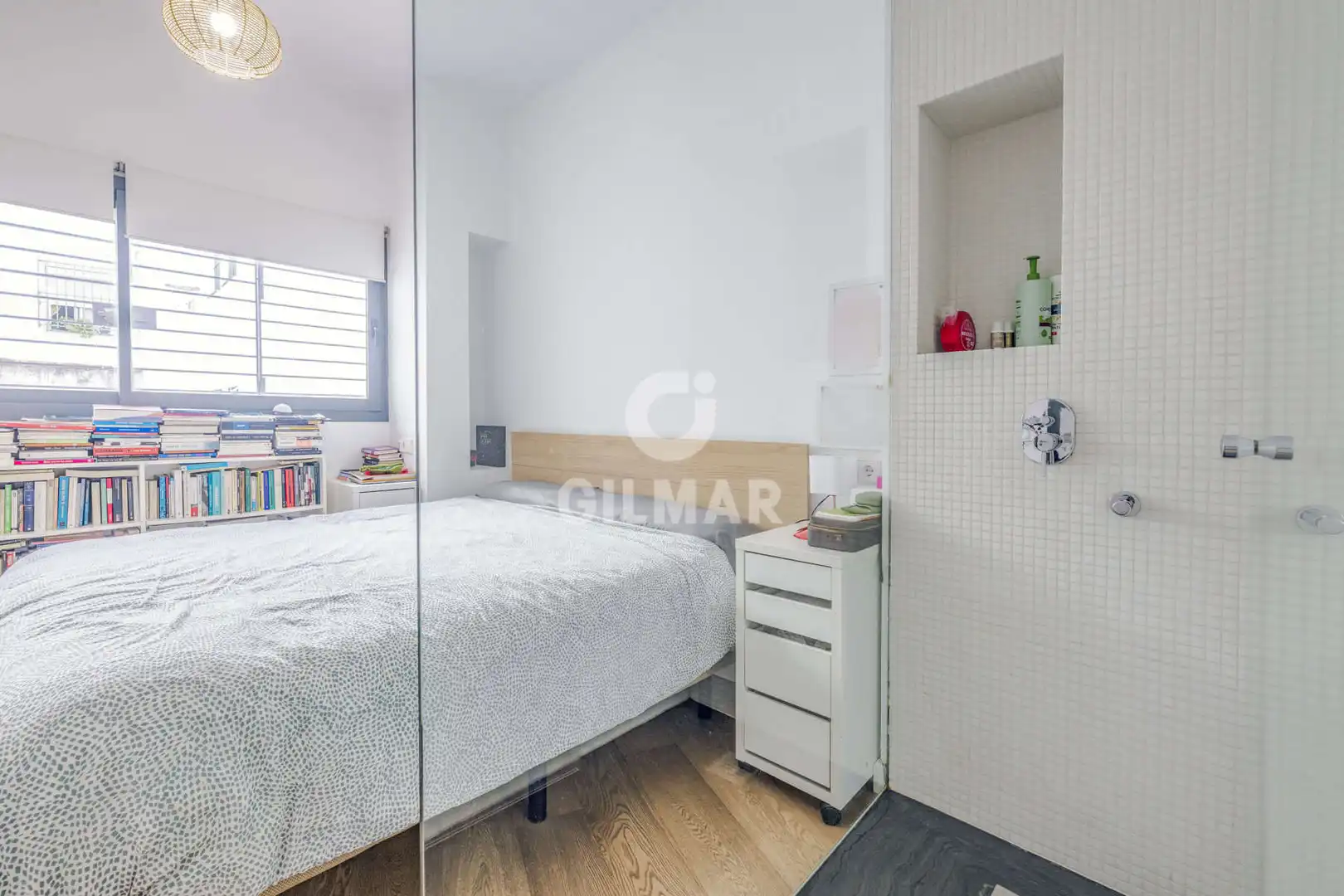 Habitación de Casa adosada en venta en Sevilla con Calefacción y Piscina