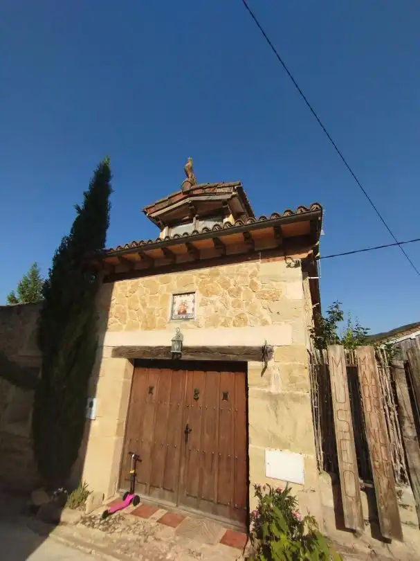Vista exterior de Casa o chalet en venta en Valle de Tobalina con Calefacción y Amueblado