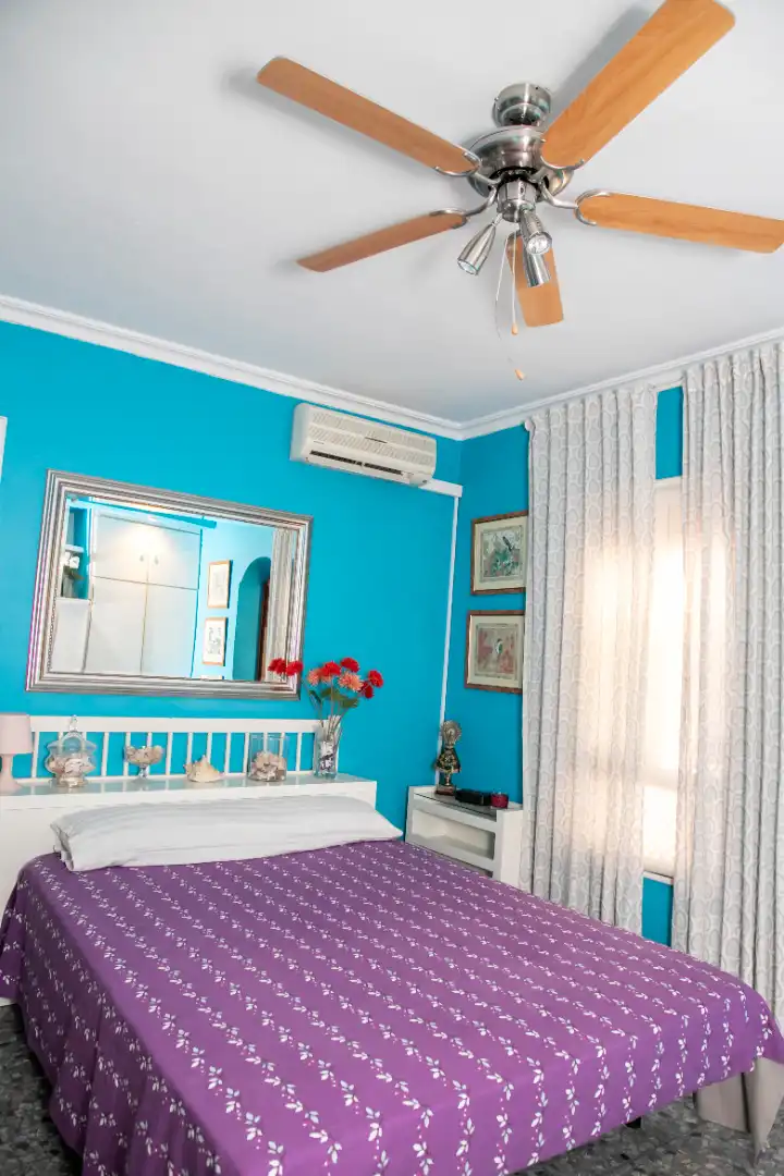 Habitación de Casa o chalet en venta en Castilleja de la Cuesta con Aire acondicionado, Calefacción y Jardín privado
