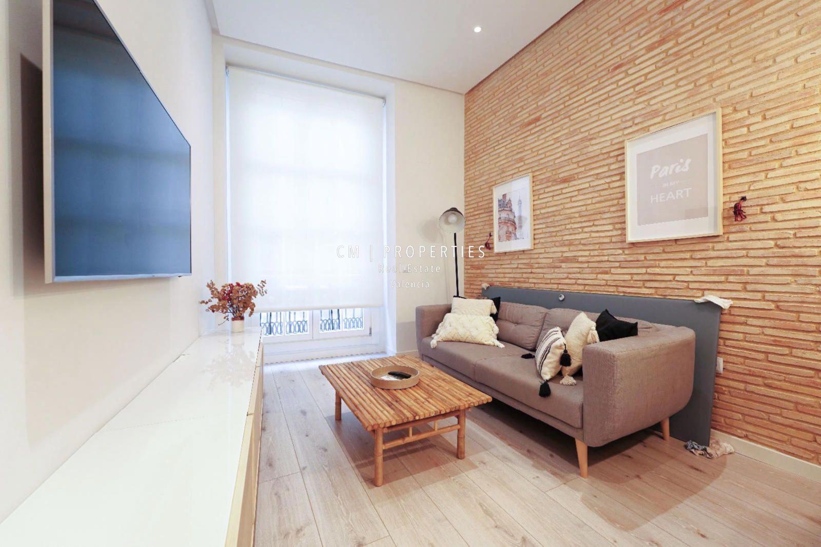 Living room of Flat to rent in  Valencia Capital  with Air Conditioner, Heating and Furnished