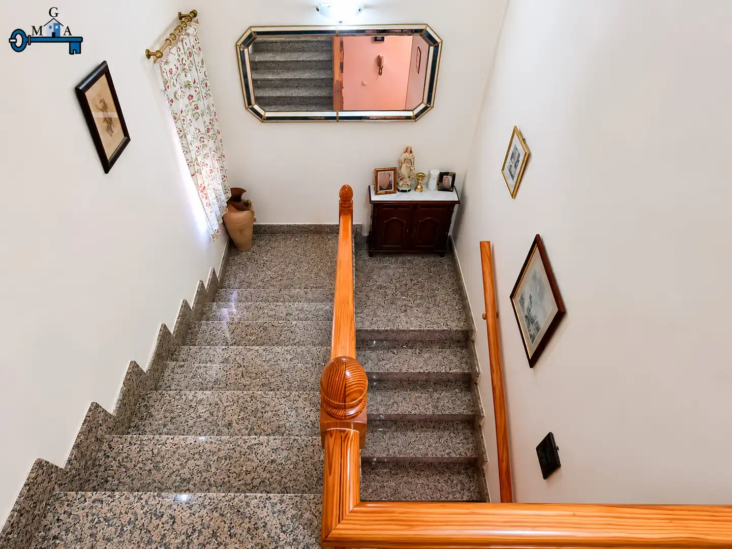 Haus oder Chalet zum Verkauf in El Viso de San Juan mit Privatgarten, Terrasse und Abstellraum