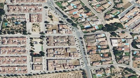 Casa en Avenida Hermano Cirilo en Sanlúcar la Mayor, Sevilla, imatge 2