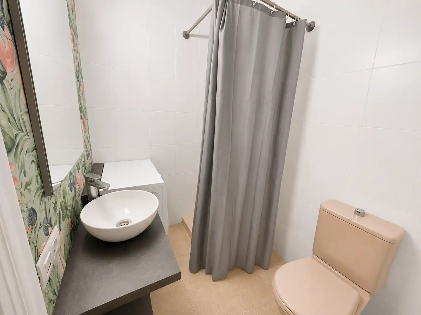 Baño de Estudio en venta en Candelaria con Piscina comunitaria