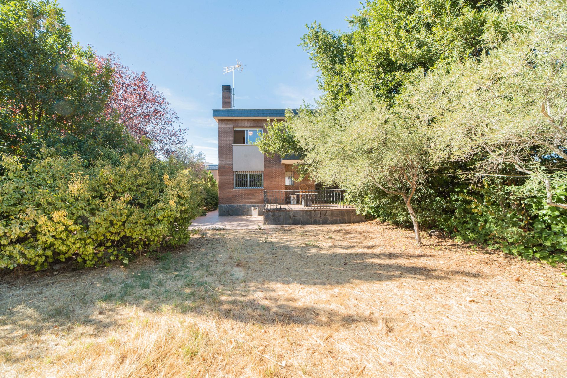 Garden of Single-family semi-detached for sale in Colmenar Viejo  with Heating, Private garden and Parquet flooring