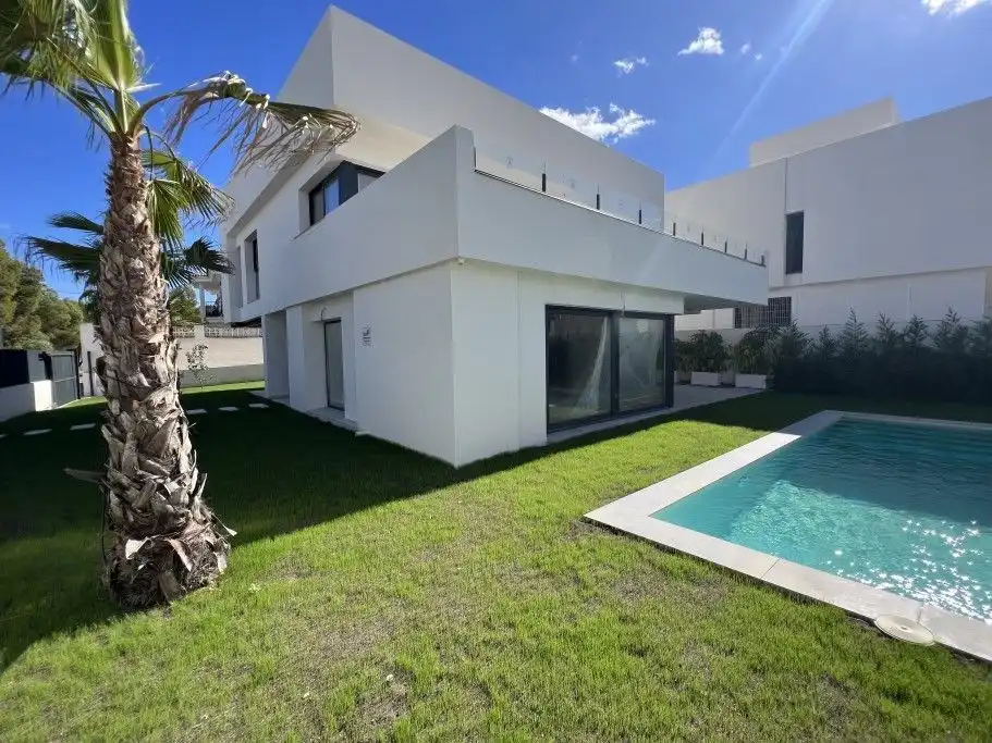 Vista exterior de Casa o chalet en venta en L'Alfàs del Pi con Aire acondicionado, Calefacción y Jardín privado